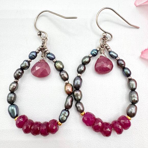 Gray Peackcock Pearl Ruby Bead Drop Hoop Dangle Earrings 925 Stamped Mermaidcore - Picture 1 of 9